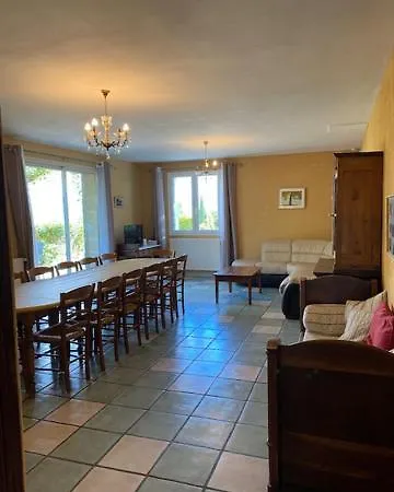 Spacious Calm - 4 Bedrooms, Pool, View, Petanque 別荘 *