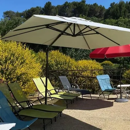 Spacious Calm - 4 Bedrooms, Pool, View, Petanque Vinsobres